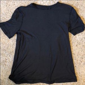 Black lulu lemon shirt - loose fit